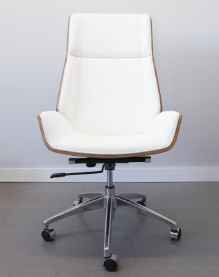 Кресло из натуральной кожи, каркас дерево арт. FX-BC06 - купить в Бийске. Цена 34 820.52 руб.